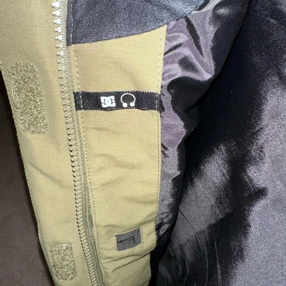 DC Riji Jacket - Picture 12 of 15
